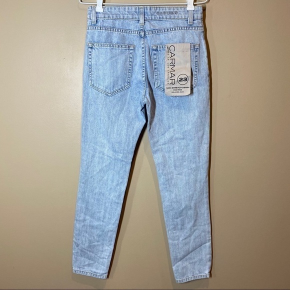 NWT LF Carmar Mid Rise Relaxed Distressed Jeans - Picture 6 of 10